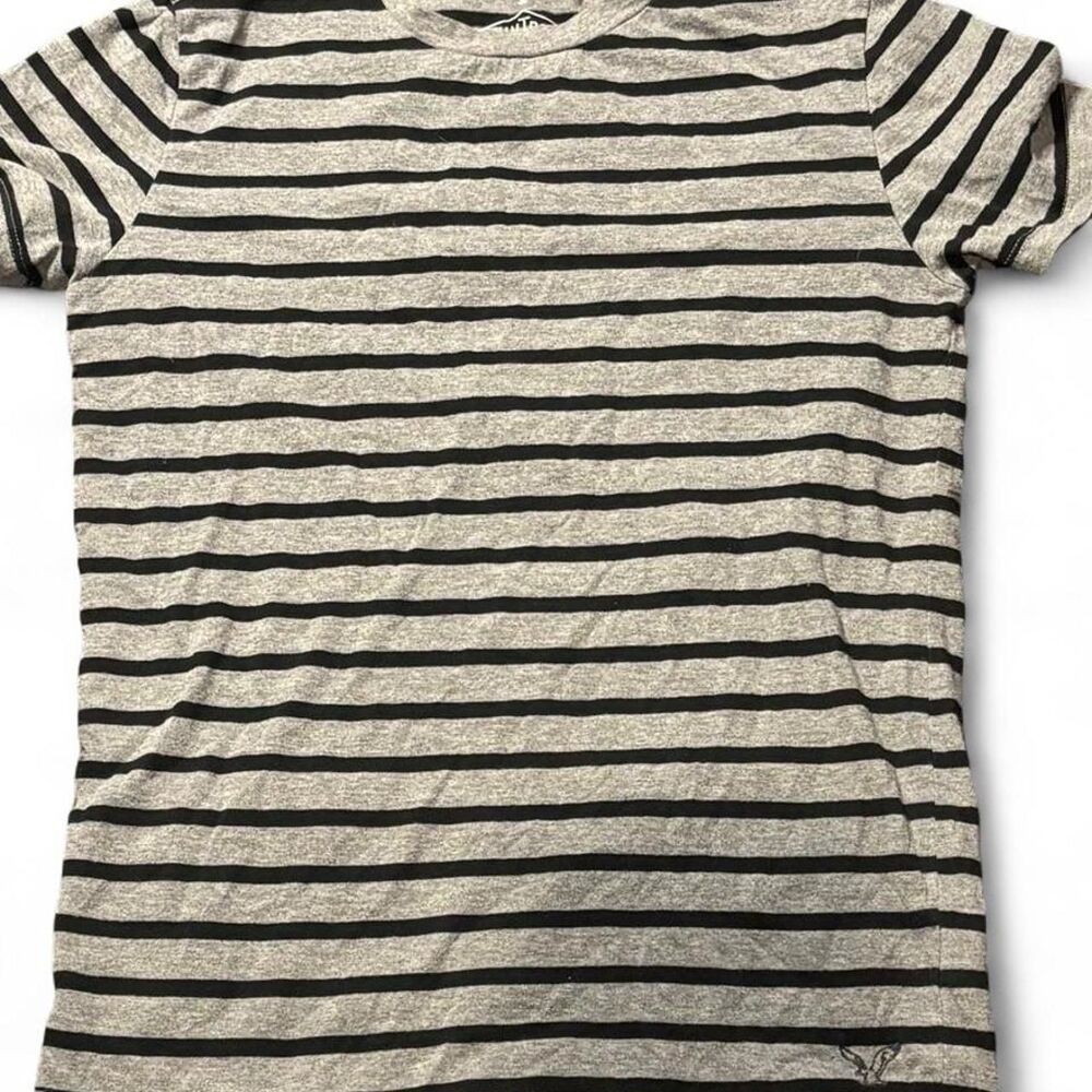 American-eagle Women's Grey and White T-shirt